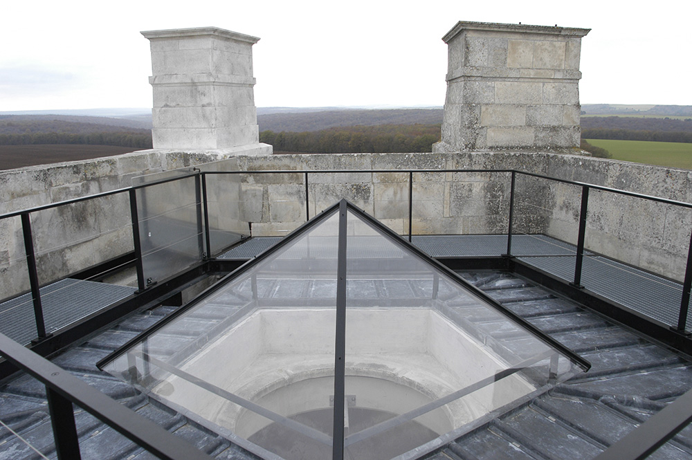 Création d'un parcours de visite et restauration du château de Maulnes  / Cruzy-Le-Châtel / Lanterneau