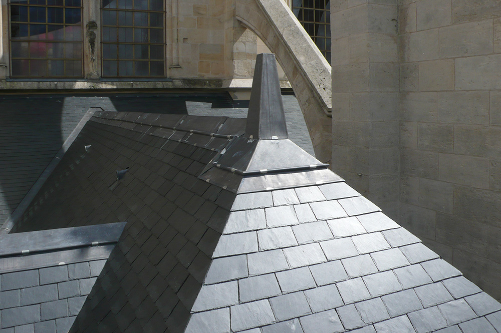 Cathédrale Saint-Cyr et Sainte-Julitte / Nevers / Restauration toiture